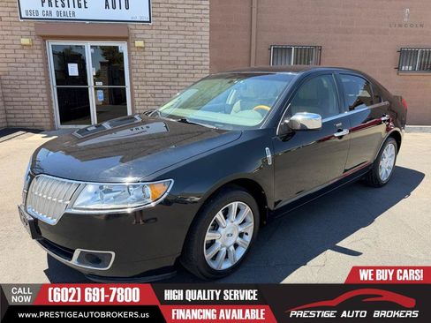 Used 2012 Lincoln MKZ FWD image 4