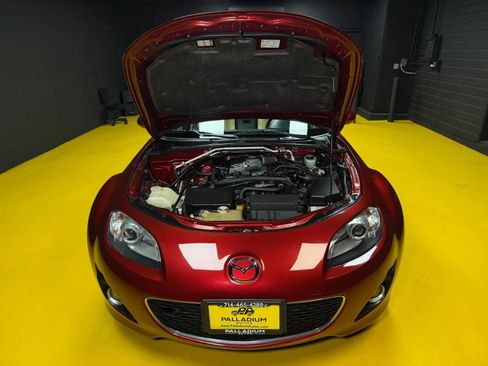 Used 2011 MAZDA MX-5 Miata Grand Touring w/ Premium Pkg image 31