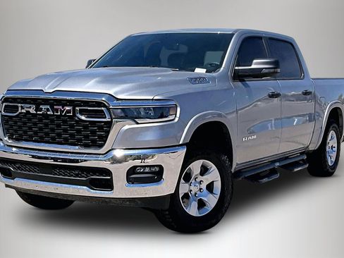 Used 2025 RAM 1500 Big Horn AWD/4WD image 3