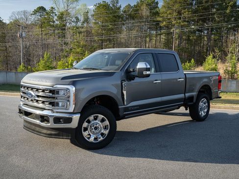 New 2026 Ford F350 Lariat w/ Lariat Ultimate Package image 4