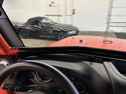 Used 2015 Jeep Wrangler Rubicon w/ Power Convenience Group image 37