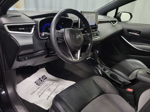 Used 2021 Toyota Corolla XSE FWD image 16