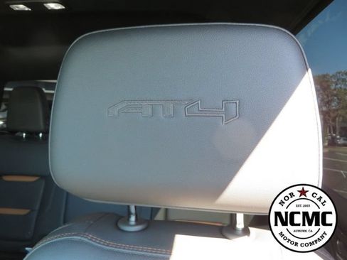 Used 2025 GMC Sierra 2500 AT4 AWD/4WD image 27
