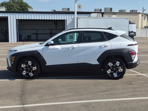 Used 2025 Hyundai Kona SEL FWD image 9