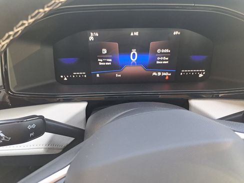 New 2026 Volkswagen Taos S image 12