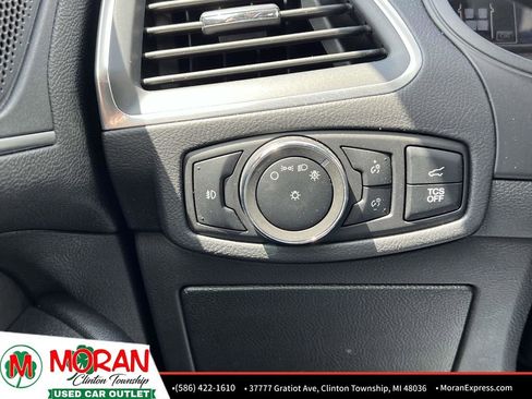 Used 2024 Ford Edge Titanium image 26