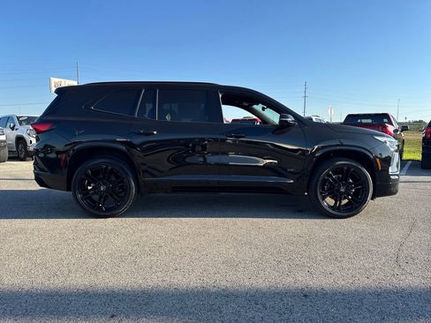 New 2026 Buick Enclave Sport Touring w/ Power Package image 7