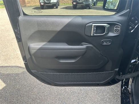 New 2025 Jeep Wrangler Sport S image 10