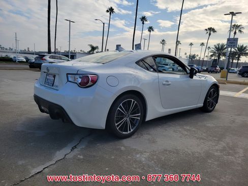 Used 2016 Scion FR-S image 4