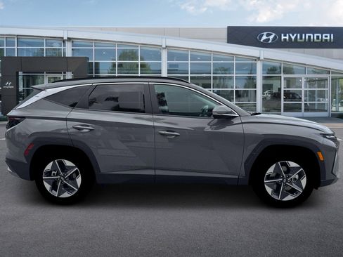 New 2026 Hyundai Tucson SEL image 9