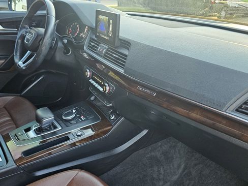Used 2019 Audi Q5 2.0T Premium w/ Convenience Package image 31