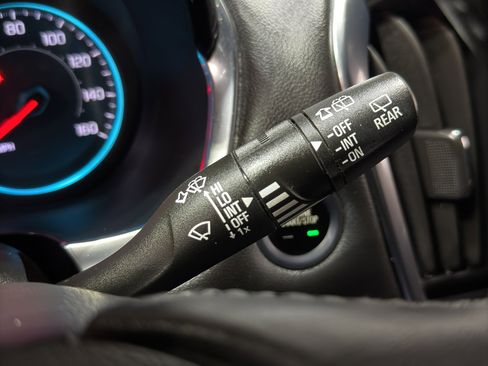 Used 2022 Chevrolet Traverse RS w/ LPO, Floor Liner Package image 29