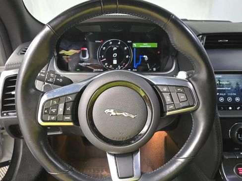 Used 2022 Jaguar F-TYPE R-Dynamic AWD/4WD image 9