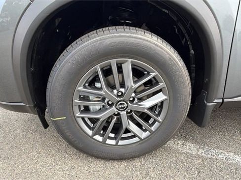 New 2026 Nissan Rogue S image 10