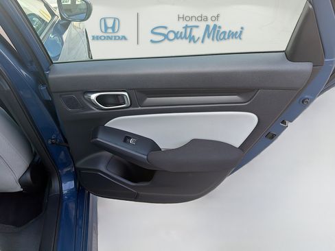 Used 2025 Honda Civic Sport image 29