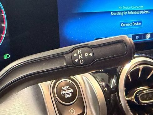 Certified 2022 Mercedes-Benz GLB 250 4MATIC image 24