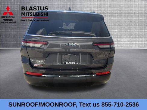 Used 2022 Jeep Grand Cherokee L Limited AWD/4WD image 7