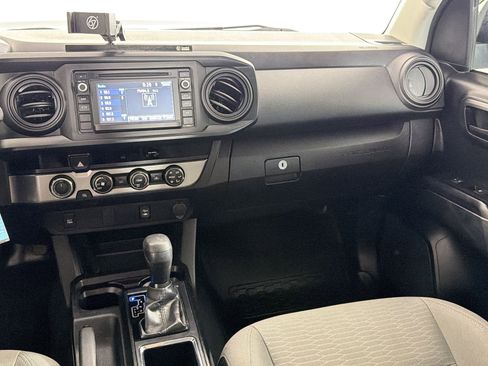 Used 2018 Toyota Tacoma SR w/ SR Convenience Package image 26
