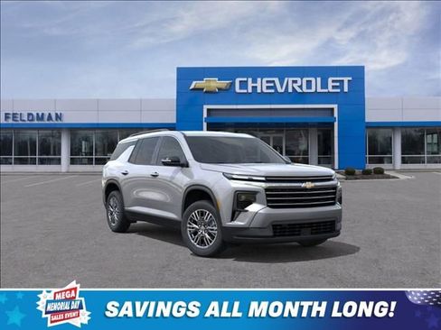 New 2026 Chevrolet Traverse LT w/ Driver Confidence Package FWD image 1