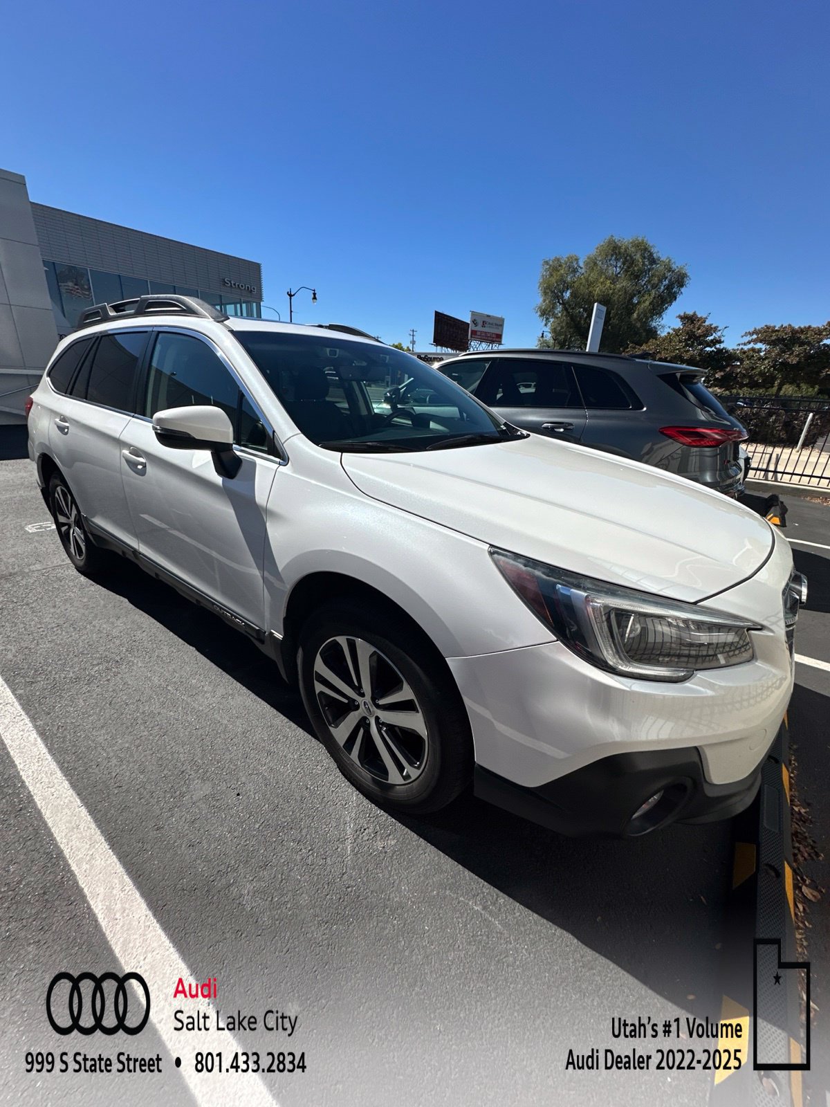 Used 2019 Subaru Outback 3.6R Limited w/ Popular Package #2 AWD/4WD image 1