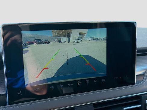 Used 2024 Lincoln Corsair FWD image 14