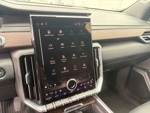 Certified 2024 GMC Acadia Denali w/ Super Cruise Package FWD image 6