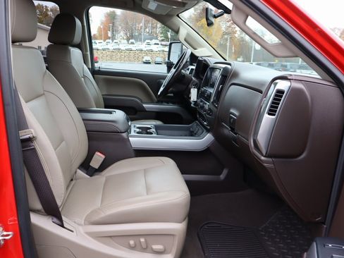 Used 2019 Chevrolet Silverado 2500 LTZ w/ Vortec Plus Package image 16