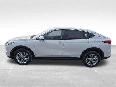 New 2026 Buick Envista Sport Touring w/ Convenience I Package FWD image 2
