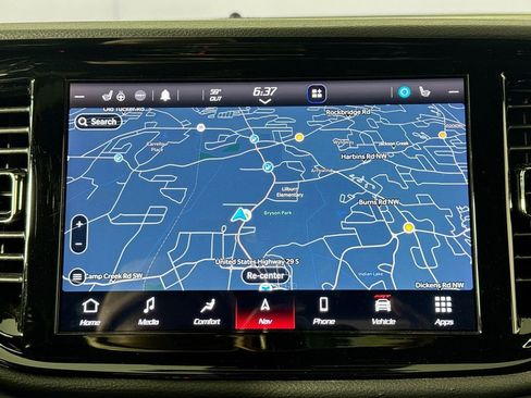 Used 2021 Dodge Durango SRT w/ Technology Group image 13