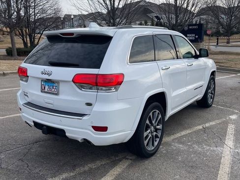 Used 2018 Jeep Grand Cherokee Overland image 6