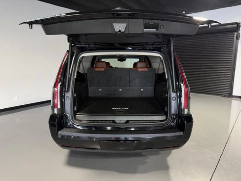 Used 2015 Cadillac Escalade ESV Premium AWD/4WD image 9