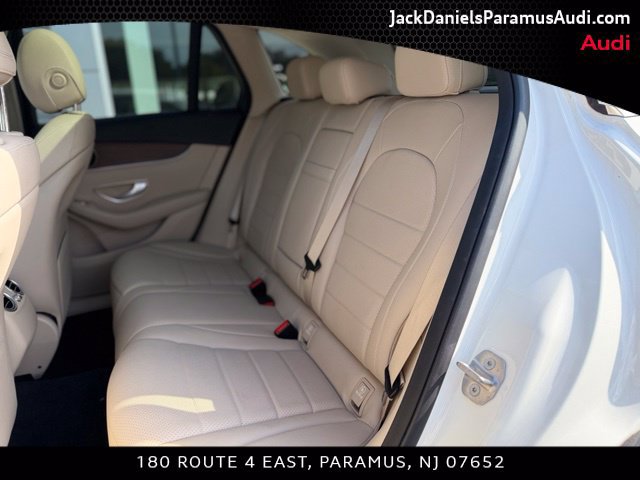 Used 2021 Mercedes-Benz GLC 300 4MATIC image 16