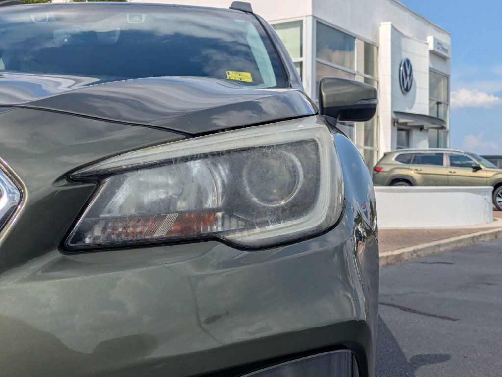 Used 2019 Subaru Outback 2.5i Premium AWD/4WD image 11