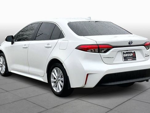 Used 2023 Toyota Corolla XLE image 11
