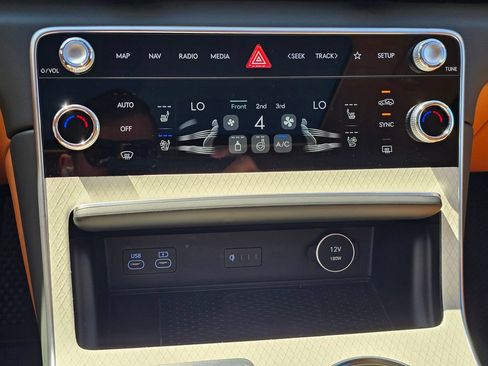 New 2026 Genesis GV80 3.5T Prestige AWD/4WD image 16