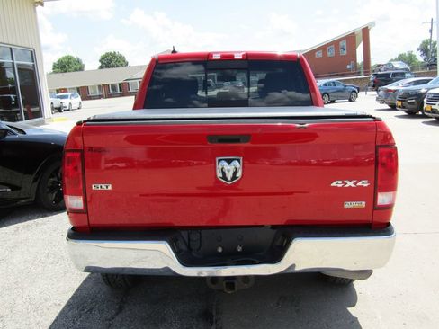 Used 2019 RAM 1500 Classic SLT w/ Luxury Group AWD/4WD image 4
