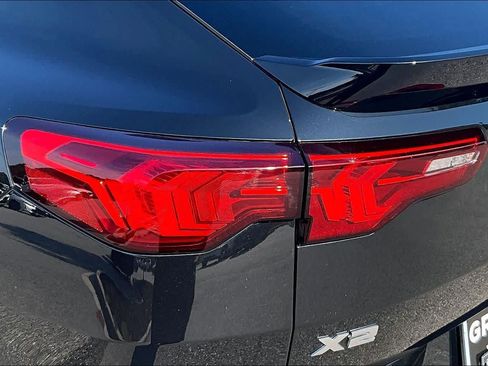 Used 2024 BMW X2 M35i AWD/4WD image 29