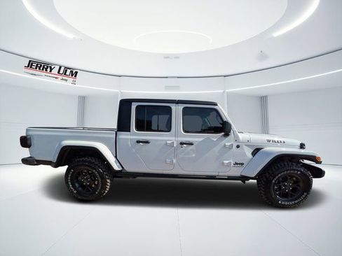 New 2026 Jeep Gladiator Willys image 2