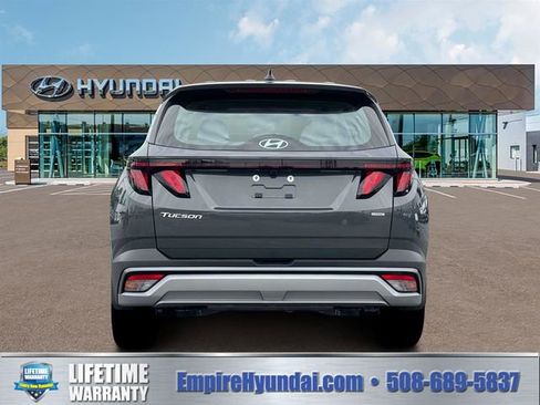 New 2026 Hyundai Tucson SE image 6