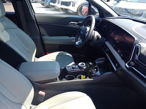 New 2025 Kia Sportage X-Line Prestige image 7