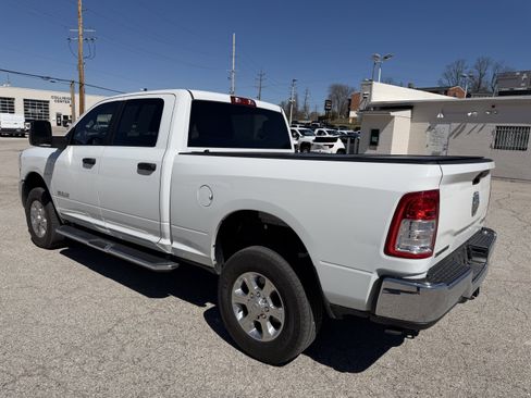 Used 2024 RAM 2500 Big Horn w/ Bed Utility Group image 5