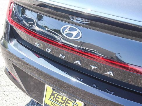 Certified 2022 Hyundai Sonata SEL w/ Convenience Package FWD image 9