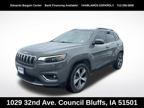 Used 2019 Jeep Cherokee Limited AWD/4WD image 3