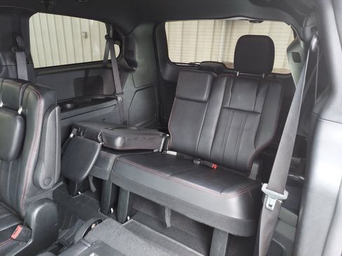 Used 2019 Dodge Grand Caravan GT FWD image 24