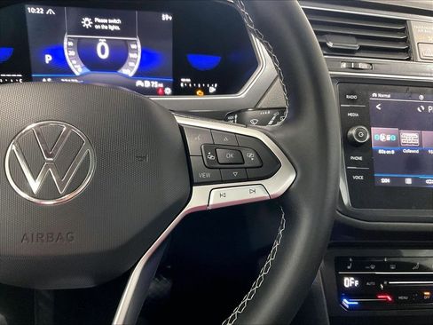 Certified 2023 Volkswagen Tiguan SE AWD/4WD image 24