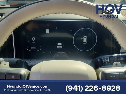 Used 2025 Hyundai Santa Fe Calligraphy AWD/4WD image 29