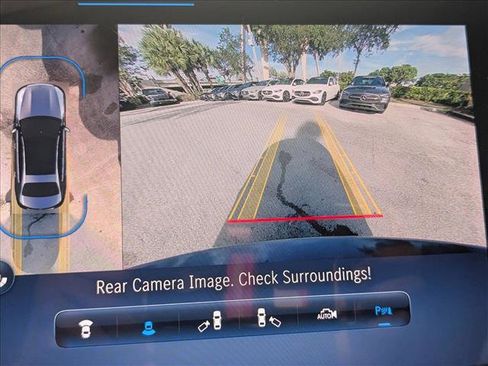 Used 2025 Mercedes-Benz C 300 4MATIC Sedan image 15