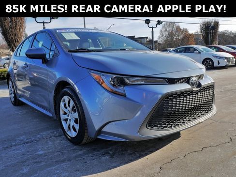 Used 2021 Toyota Corolla LE image 1