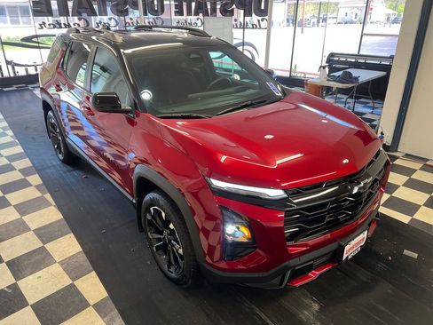 Used 2026 Chevrolet Equinox RS w/ LPO, Floor Liner Package AWD/4WD image 16