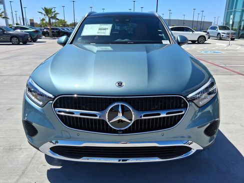 New 2026 Mercedes-Benz GLC 300 image 2